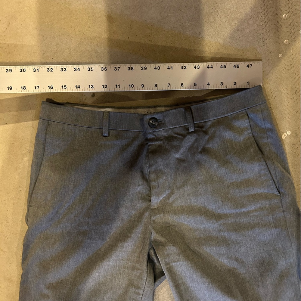 BOGO Haggar Straight Fit Premium Khakis 33x32 - Picture 4 of 7